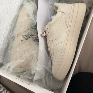Minimalist Cream Platform Sneakers